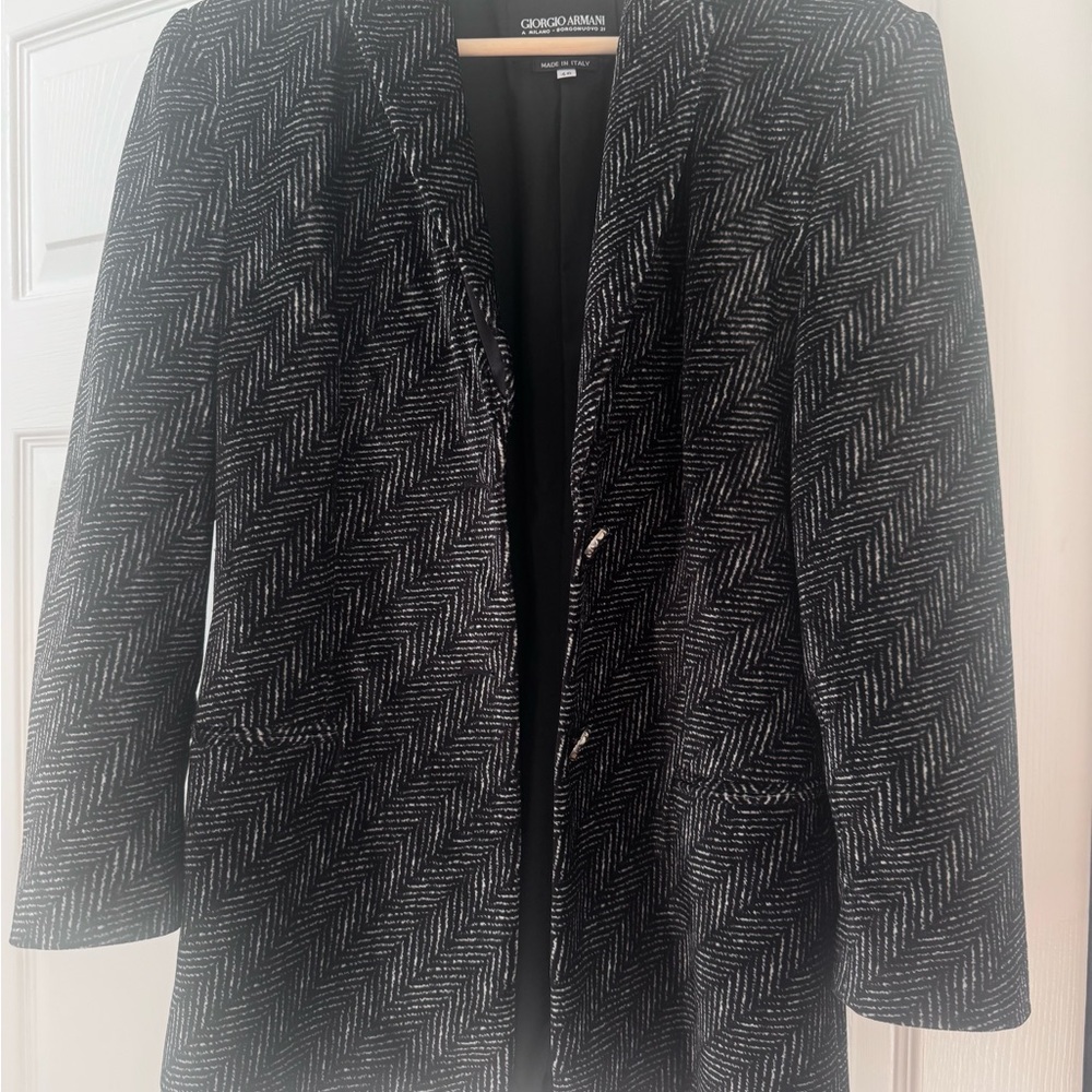 Giorgio Armani made in Italy women’s  Herringbone structured Blazer